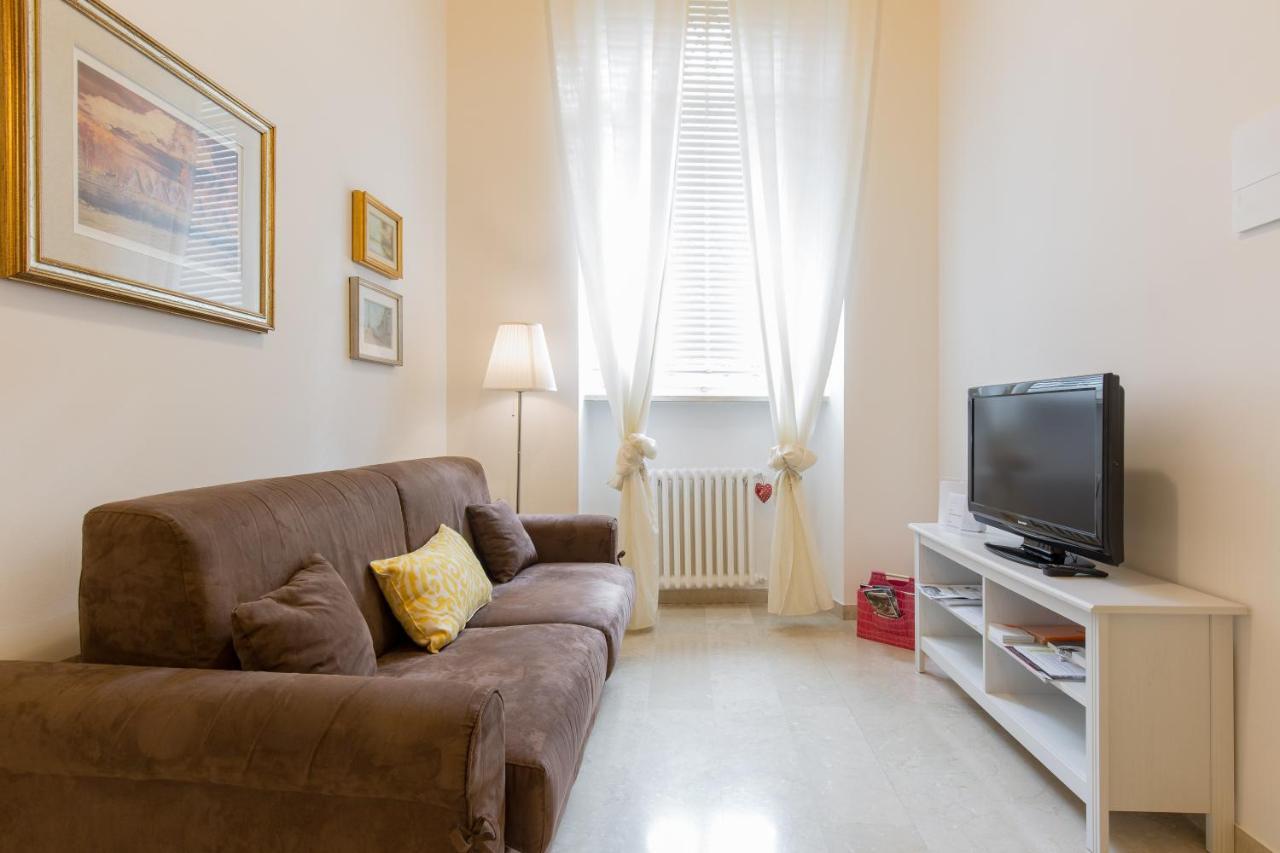 Antica Residenza Adua Apartment Верона Екстериор снимка