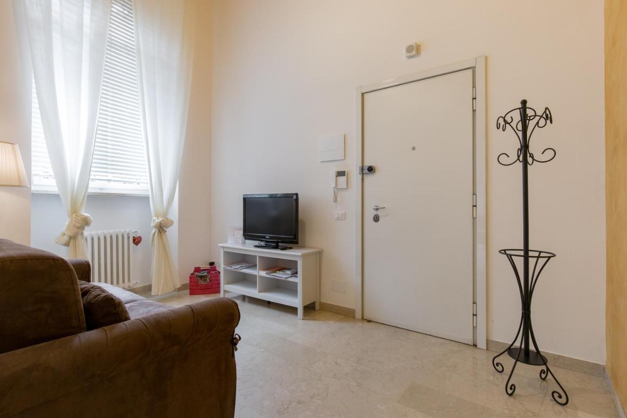 Antica Residenza Adua Apartment Верона Екстериор снимка